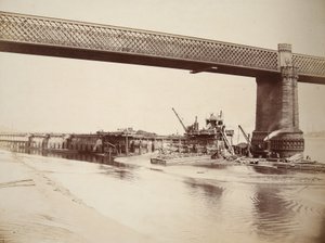 Runcorn Bridge, making concrete wall
